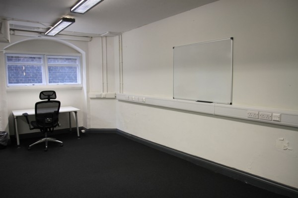 Photo of 01zero One, Freelance Room