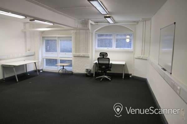 Freelance Room, 01zero One photo #3