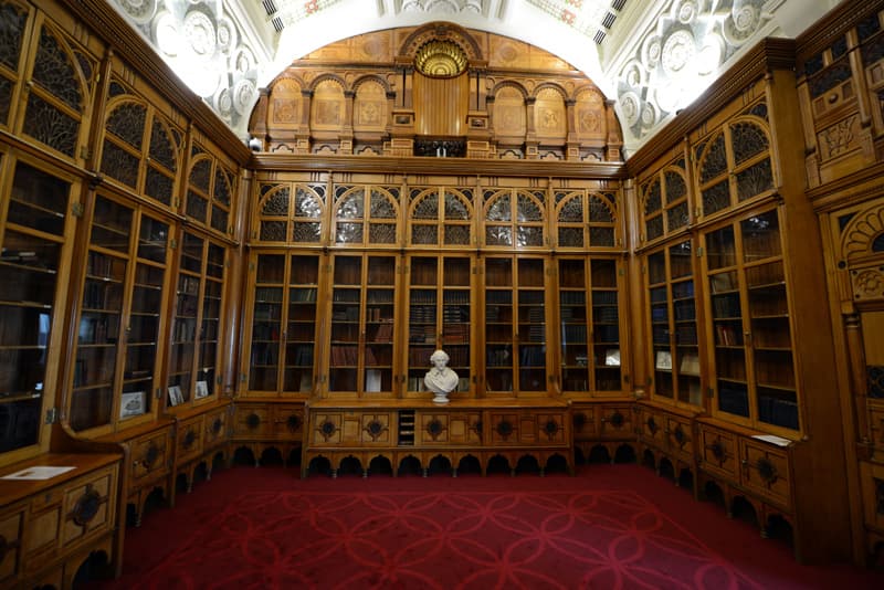 Shakespeare Memorial Room And Skyline