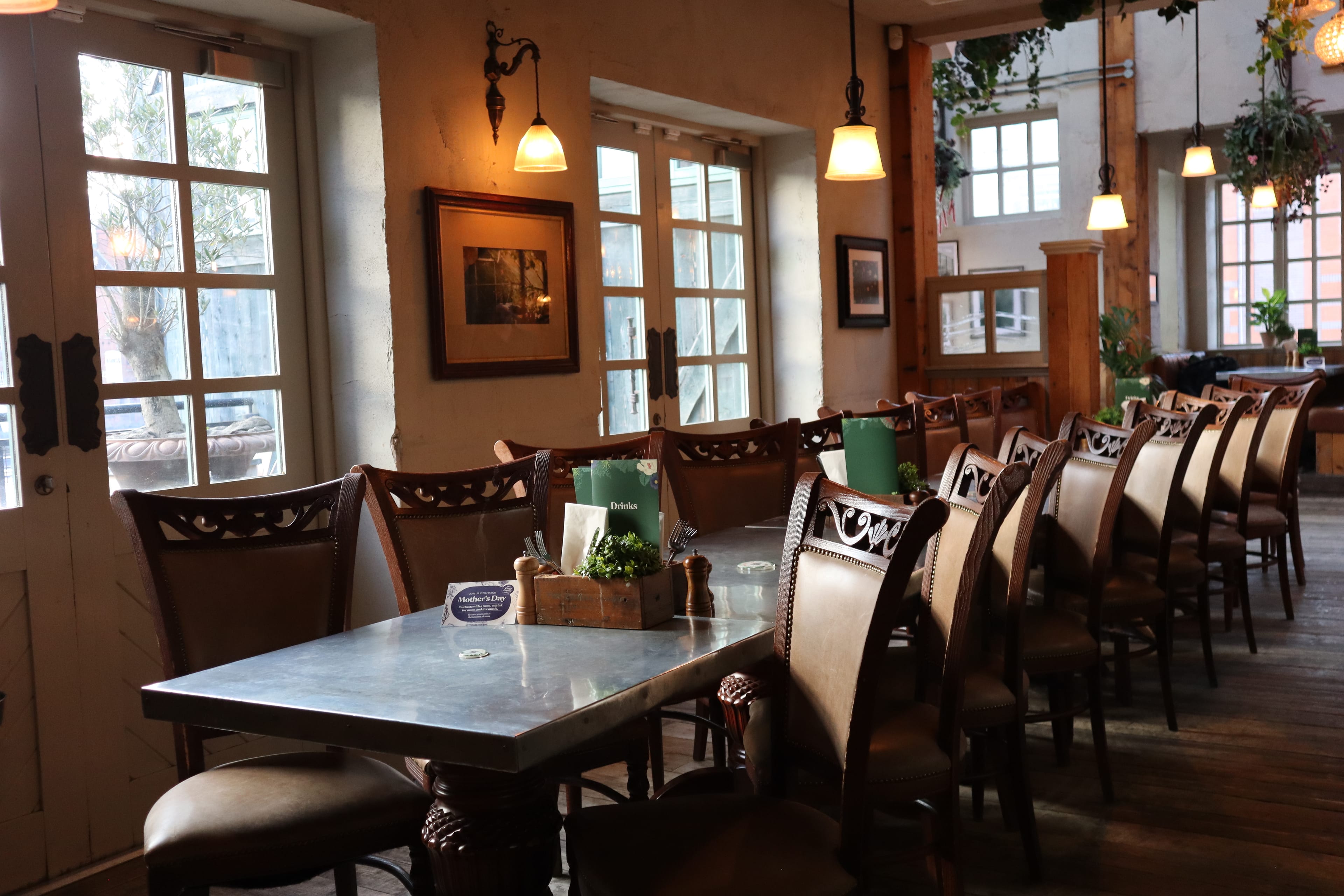 Photo of The Botanist Gas Street Basin, Birmingham, Main Restaurant