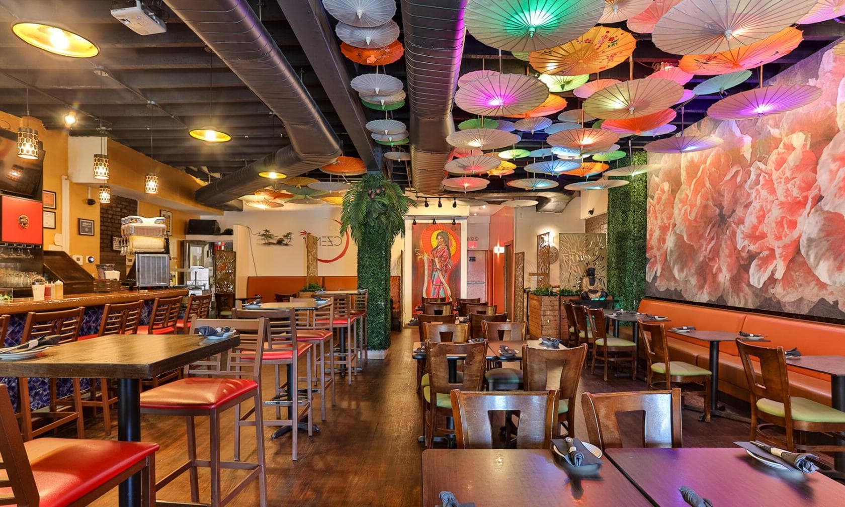 Entire Restaurant, CZEN Restaurant photo #1