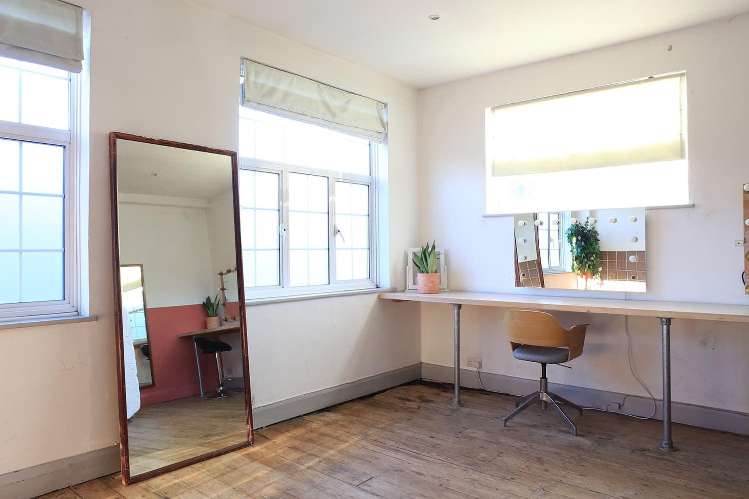 Vintage Warehouse With Great Natural Light, Belt Craft Studio photo #32