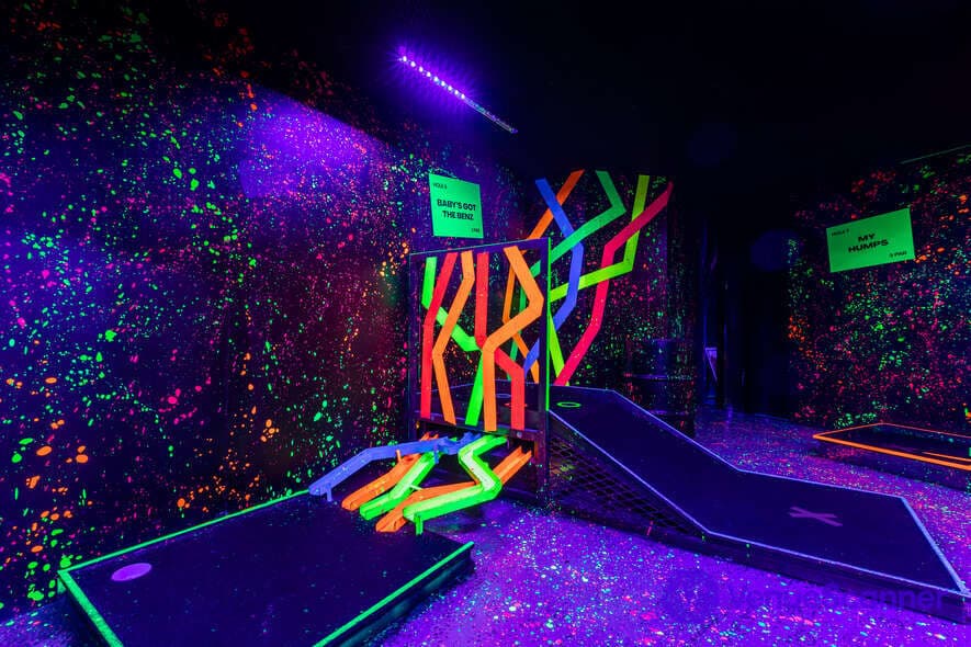 Junkyard Golf Manchester, Exclusive Bar + Gary Course photo #3