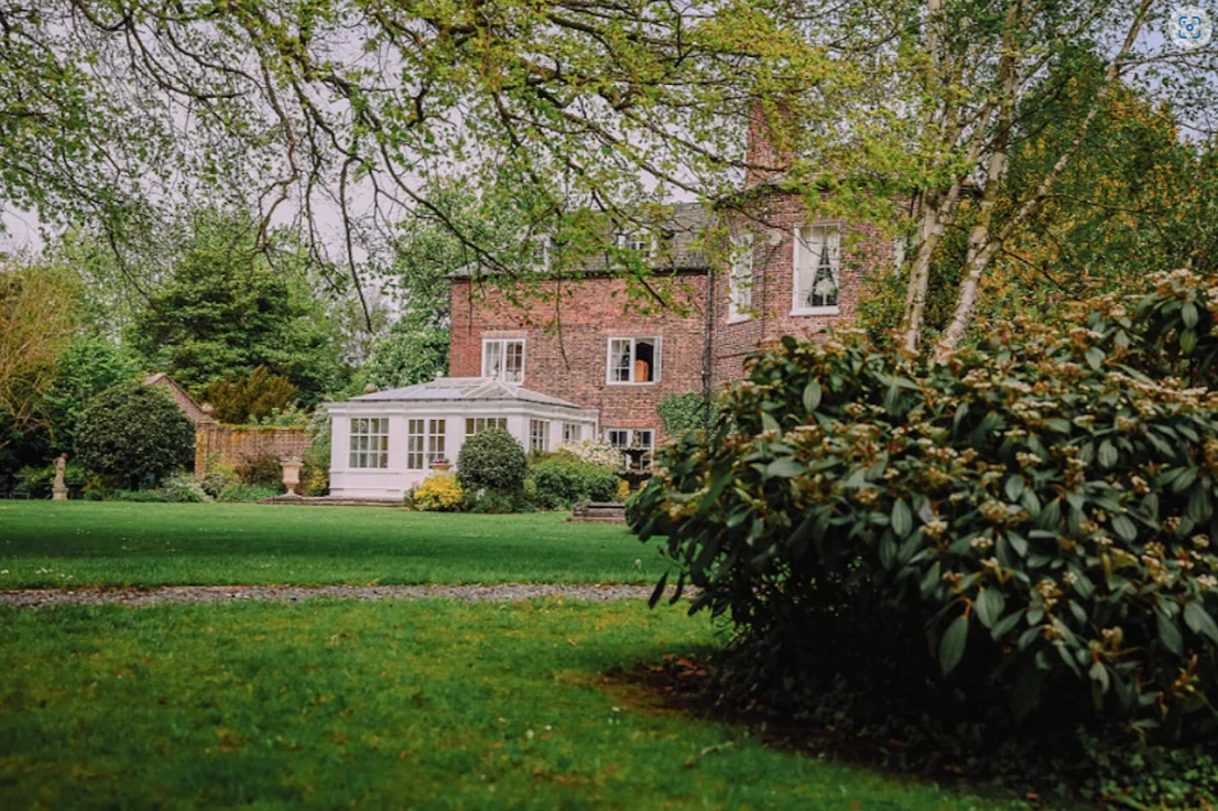 Photo of Walcot Hall Estate