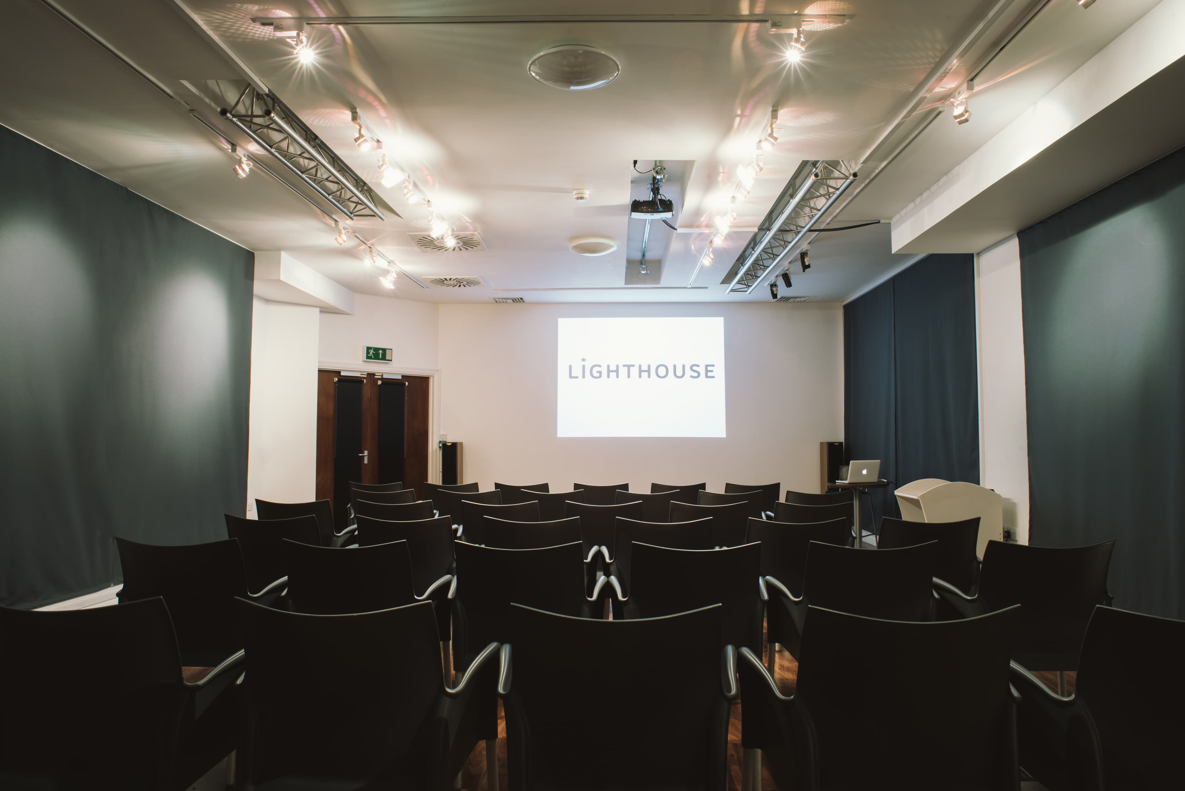 Digital Lounge, Lighthouse photo #4