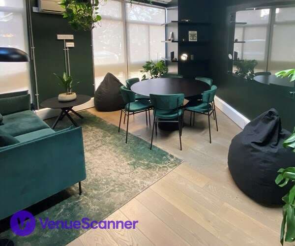 The Snug, Uncommon Fulham photo #2