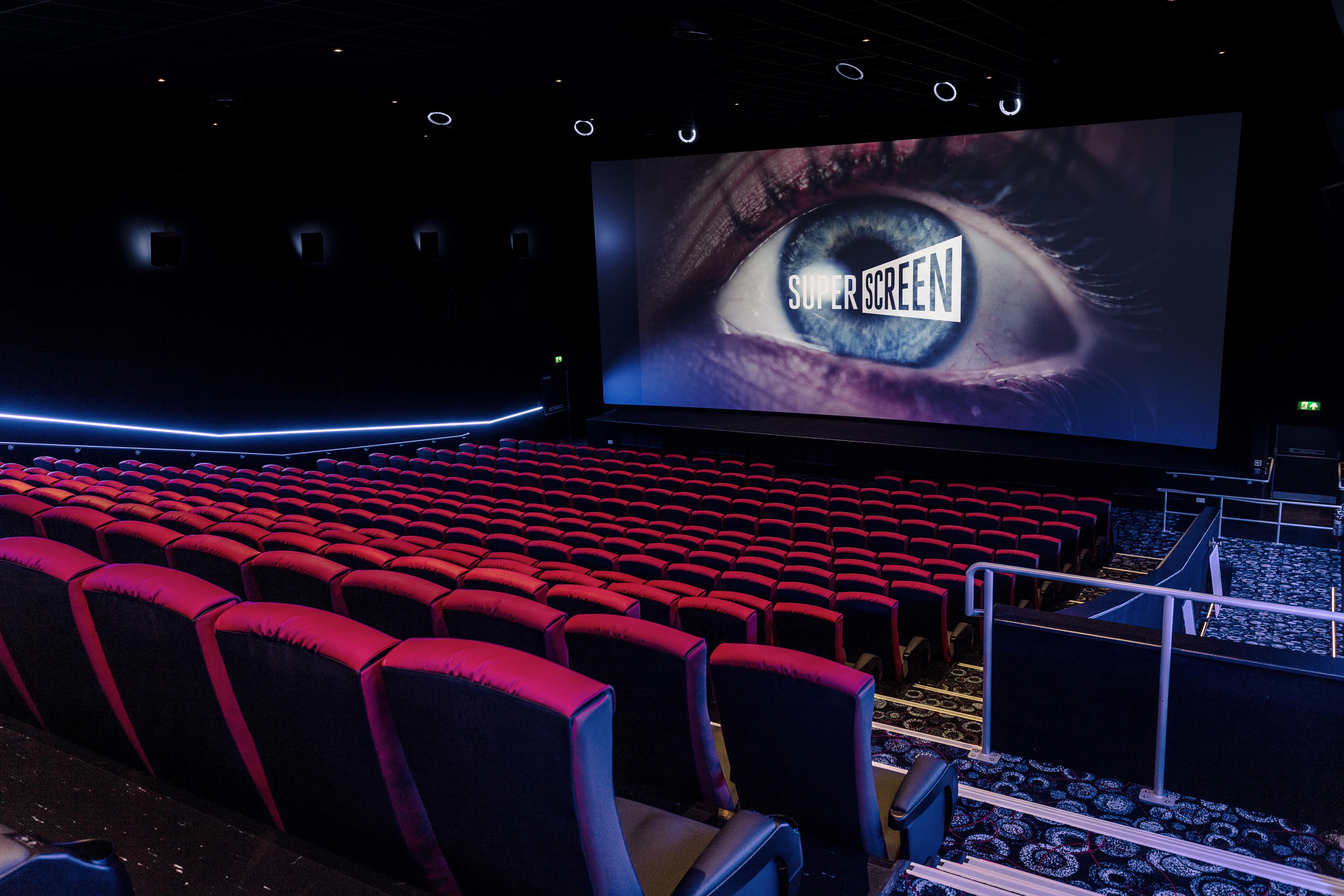 Cineworld Newcastle, Screen 1 - 394 Seats photo #3