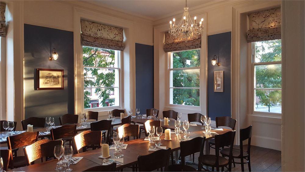 The Canonbury Tavern, The Blue Room photo #0