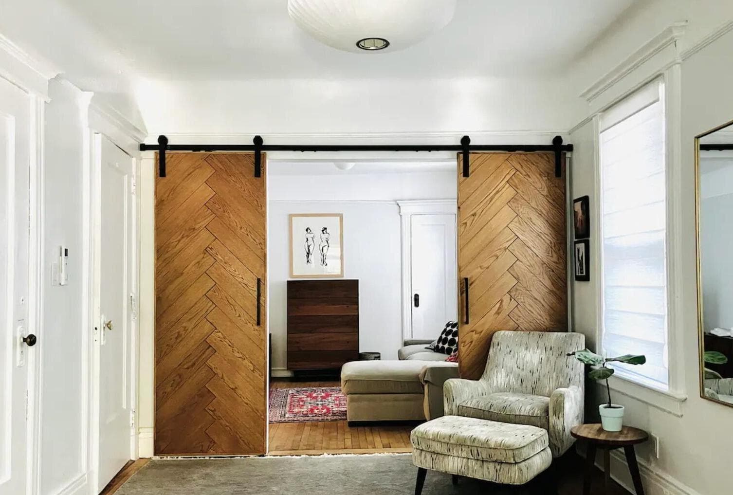 Whole Venue, Luxurious Historic Home with Garden photo #1