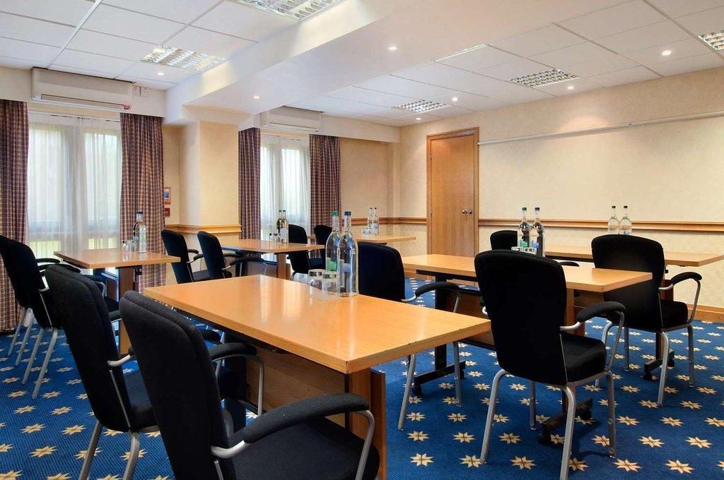 Meeting Room 5, Delta By Marriott Milton Keynes photo #1