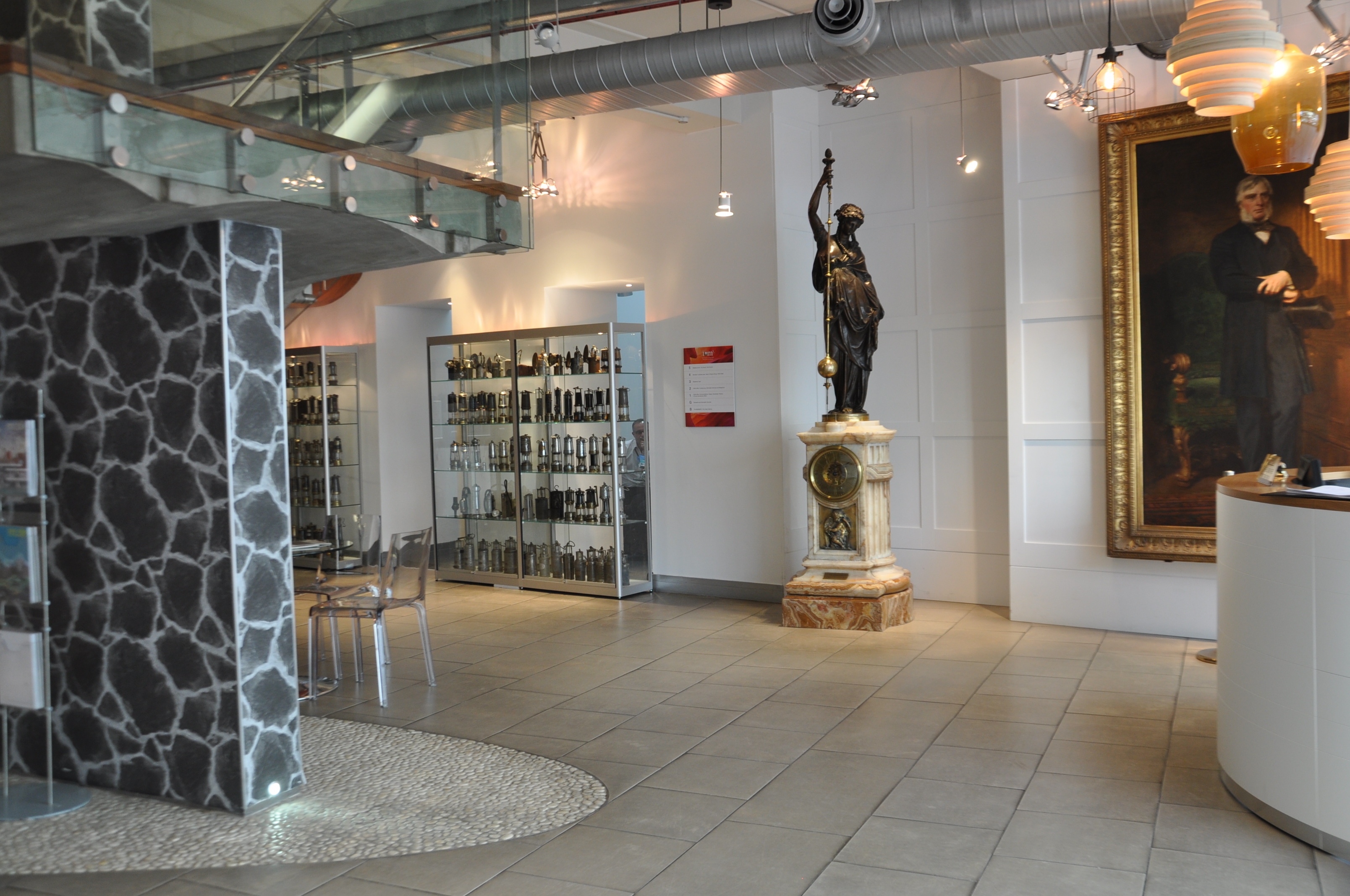 Photo of 297 Euston Road, Davy Mine