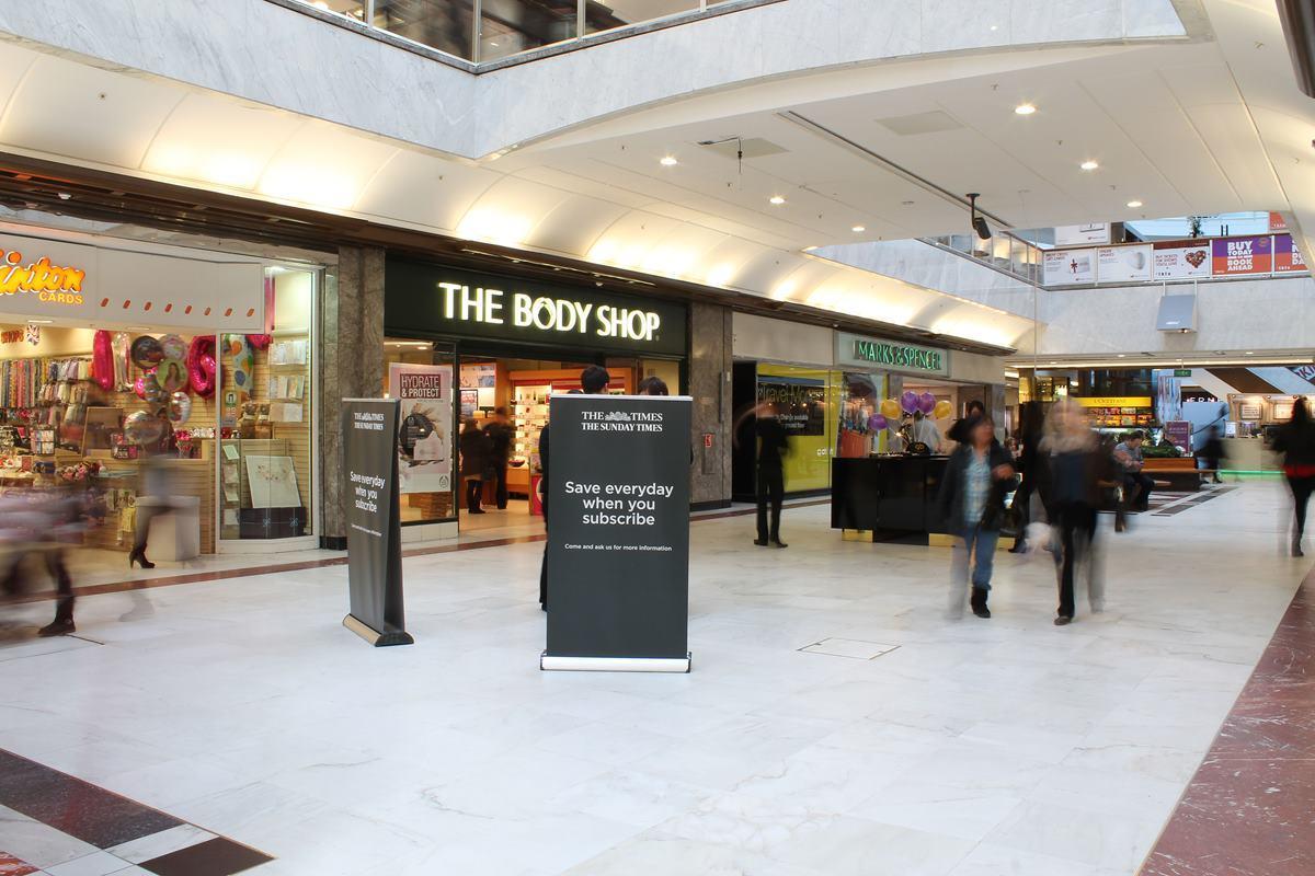 Brent Cross Shopping Centre, Promotional Space East Mall 2 photo #2