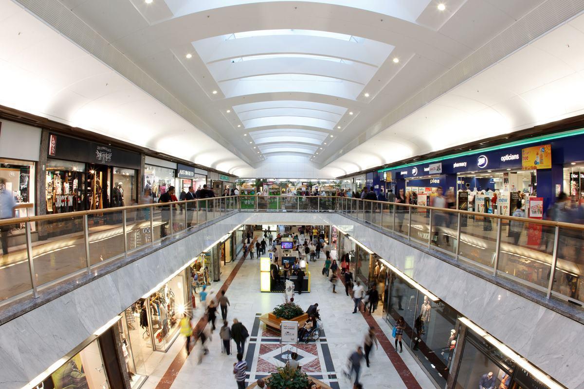 Brent Cross Shopping Centre, Promotional Space Mall 2 photo #1