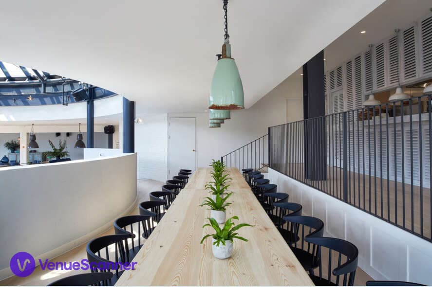 Mezzanine, 601 Queen’s Road photo #2