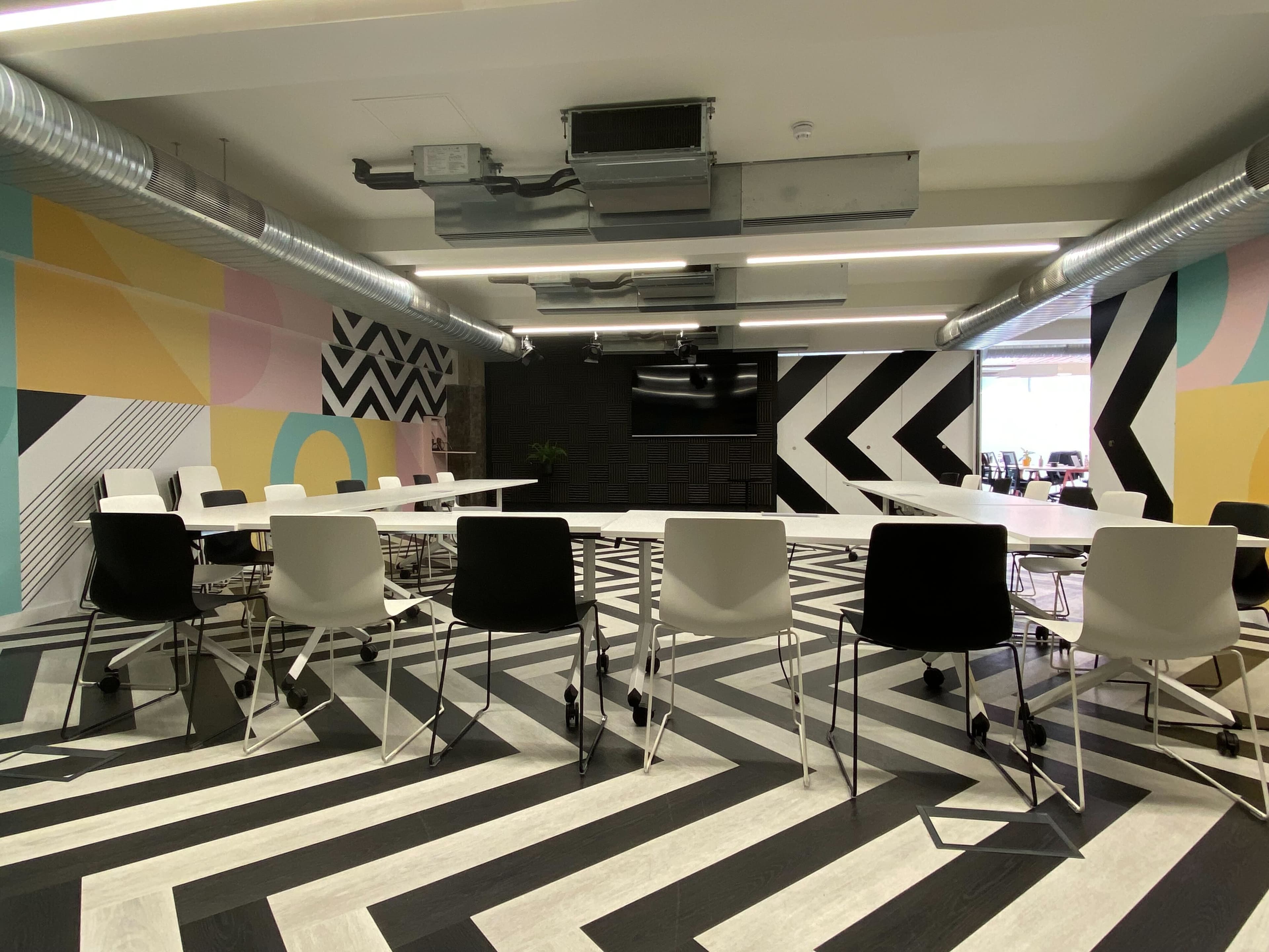 Huckletree Ancoats, Live Lounge photo #2