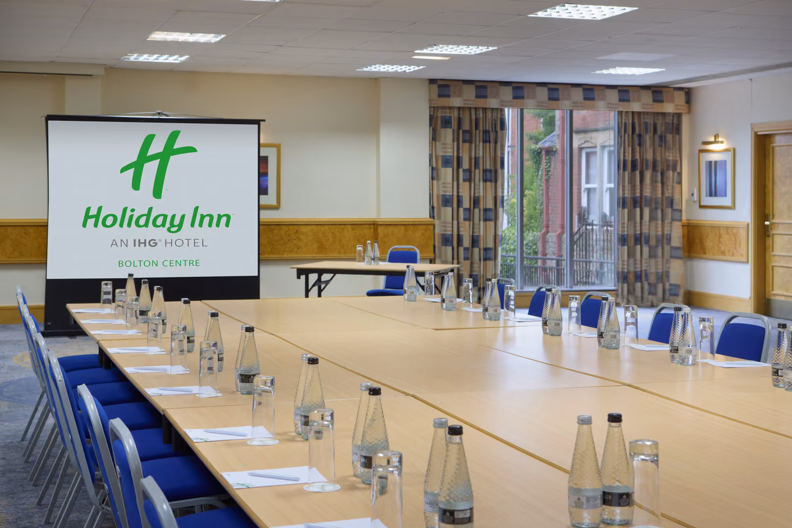Stanley Suite, Cloisters @ Holiday Inn Bolton photo #1