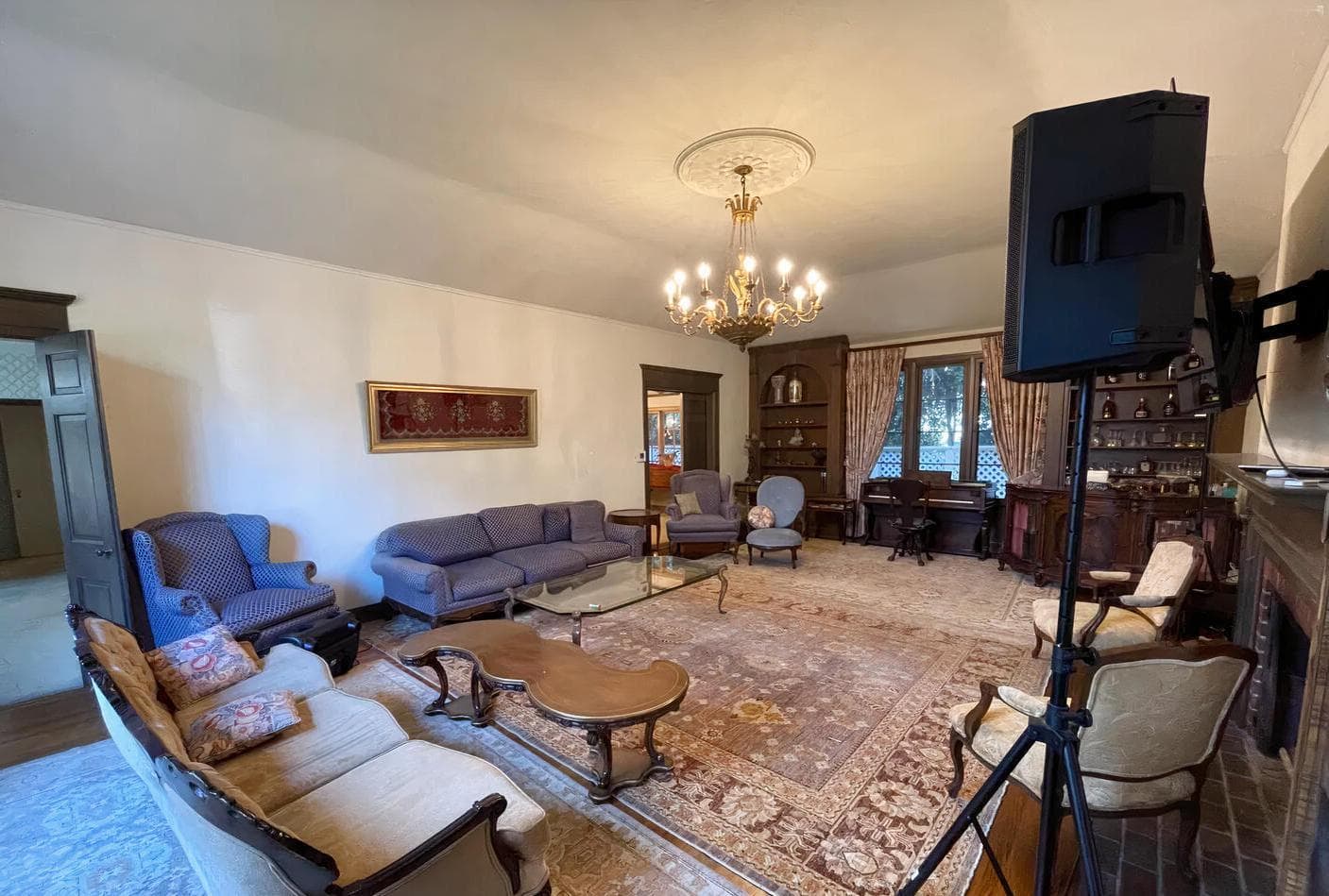 Entire Venue, 70's Retro Home photo #1