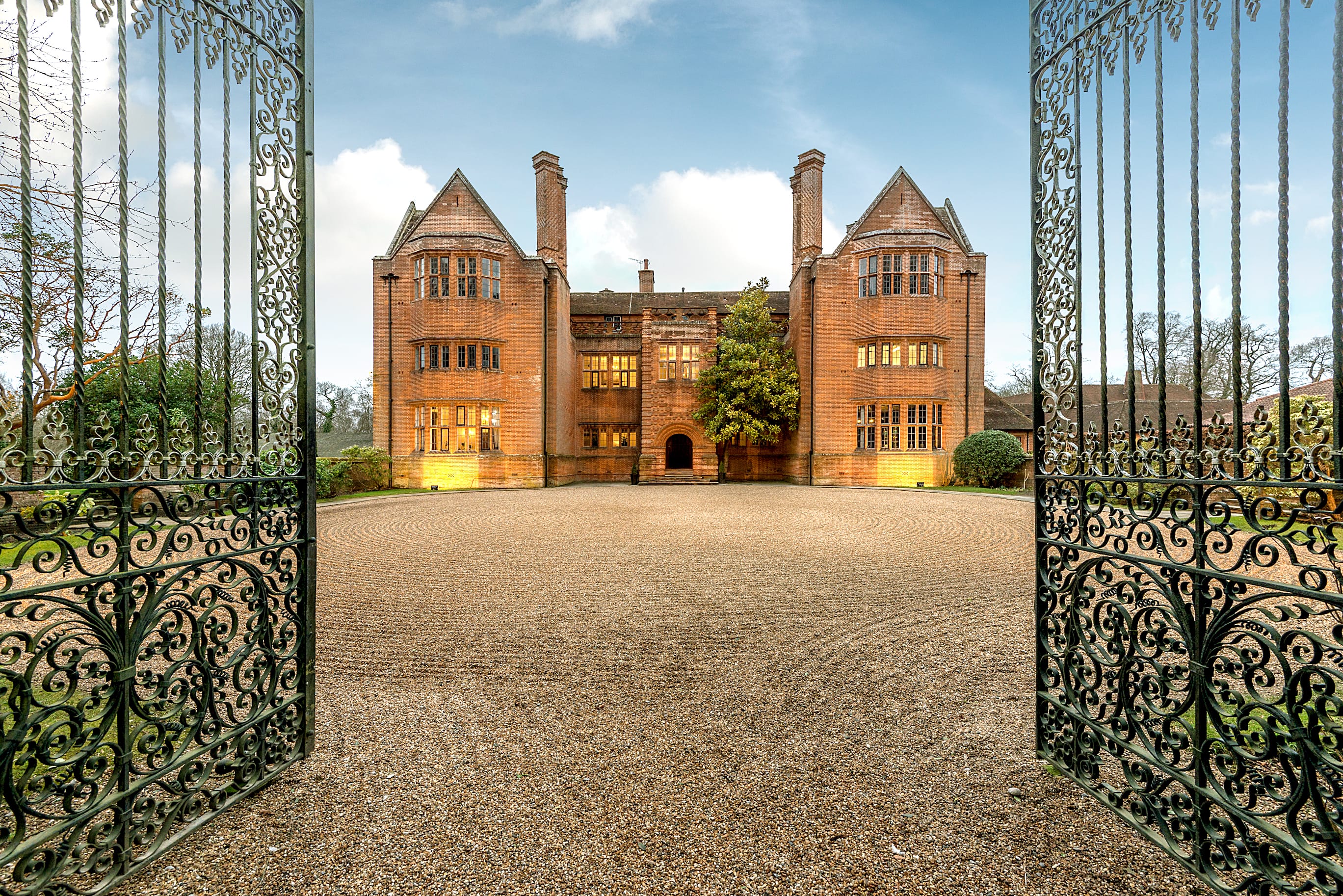 Photo of New Place Hotel - Hampshire