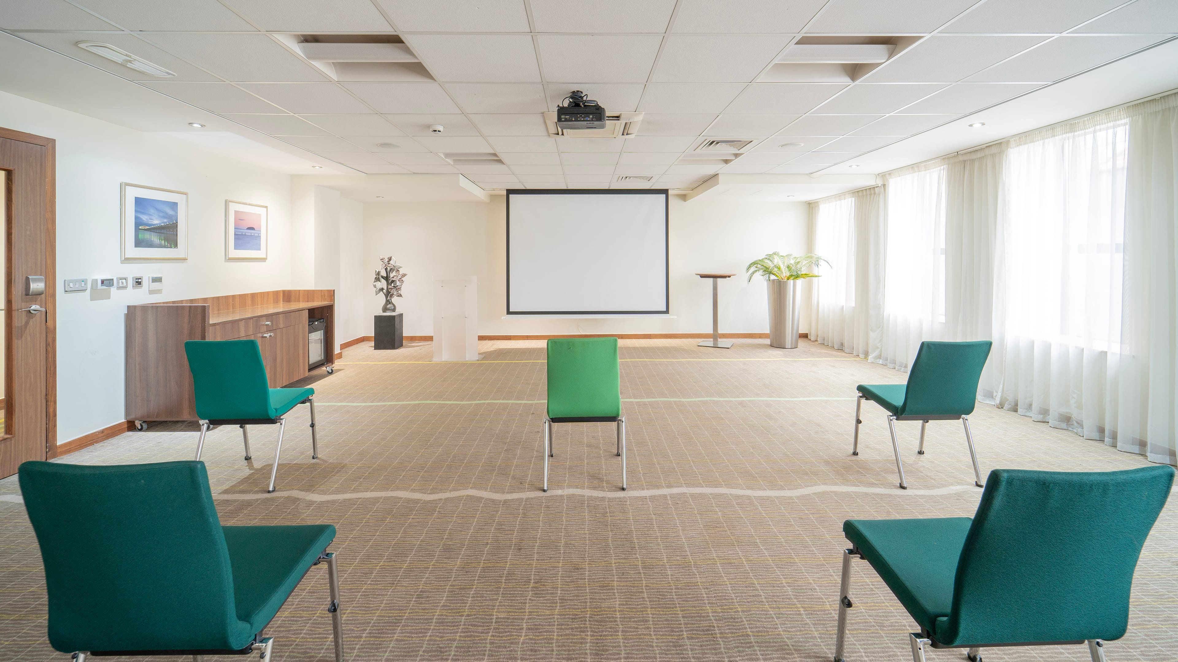 Photo of Holiday Inn Bristol City Centre Hotel, Academy