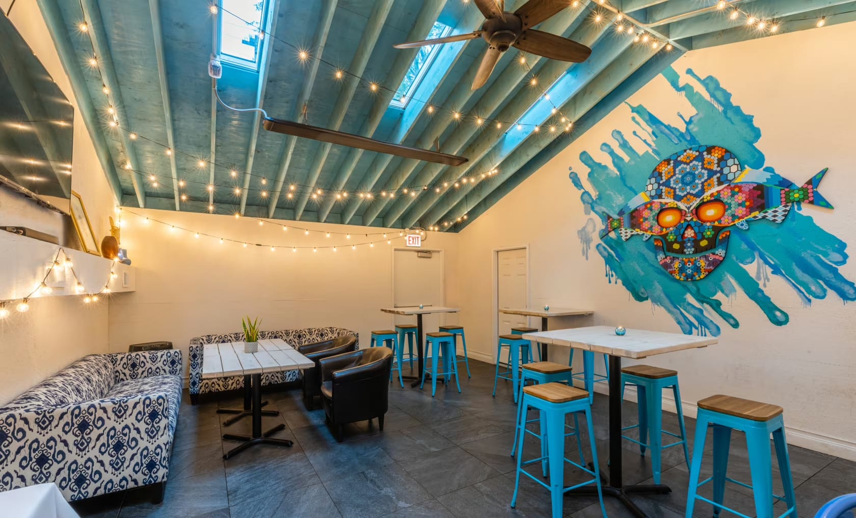 Photo of Azul, Privada