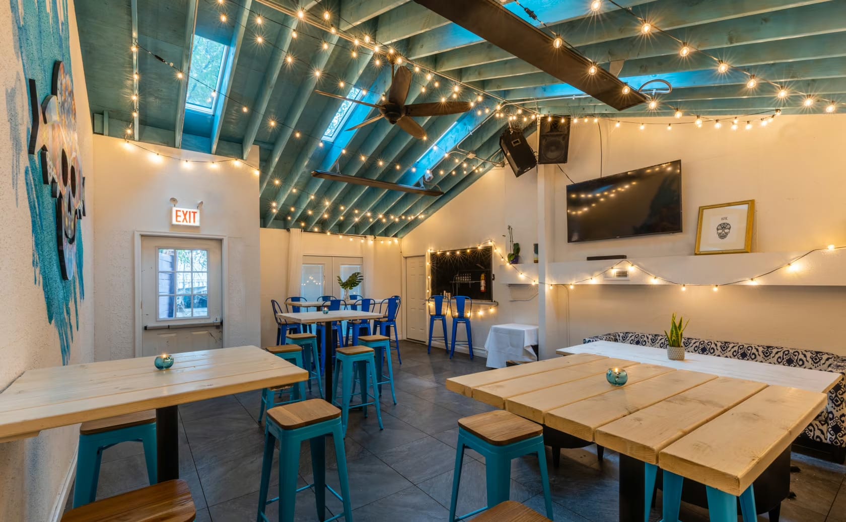 Photo of Azul, Privada