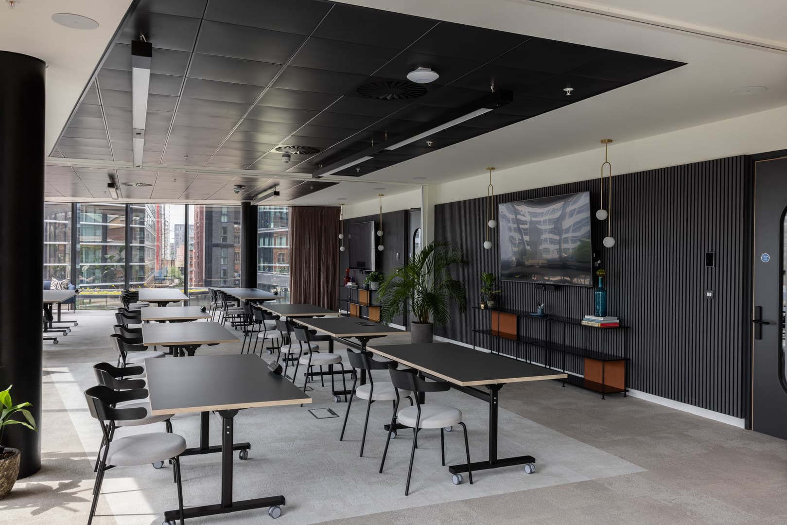 Mission Room & Launchpad, 100 Embankment photo #2