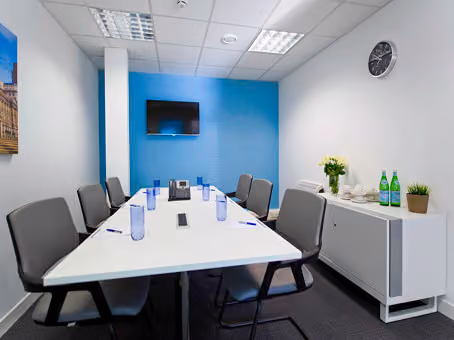 Photo of Regus Express Birmingham Airport, Lee Child