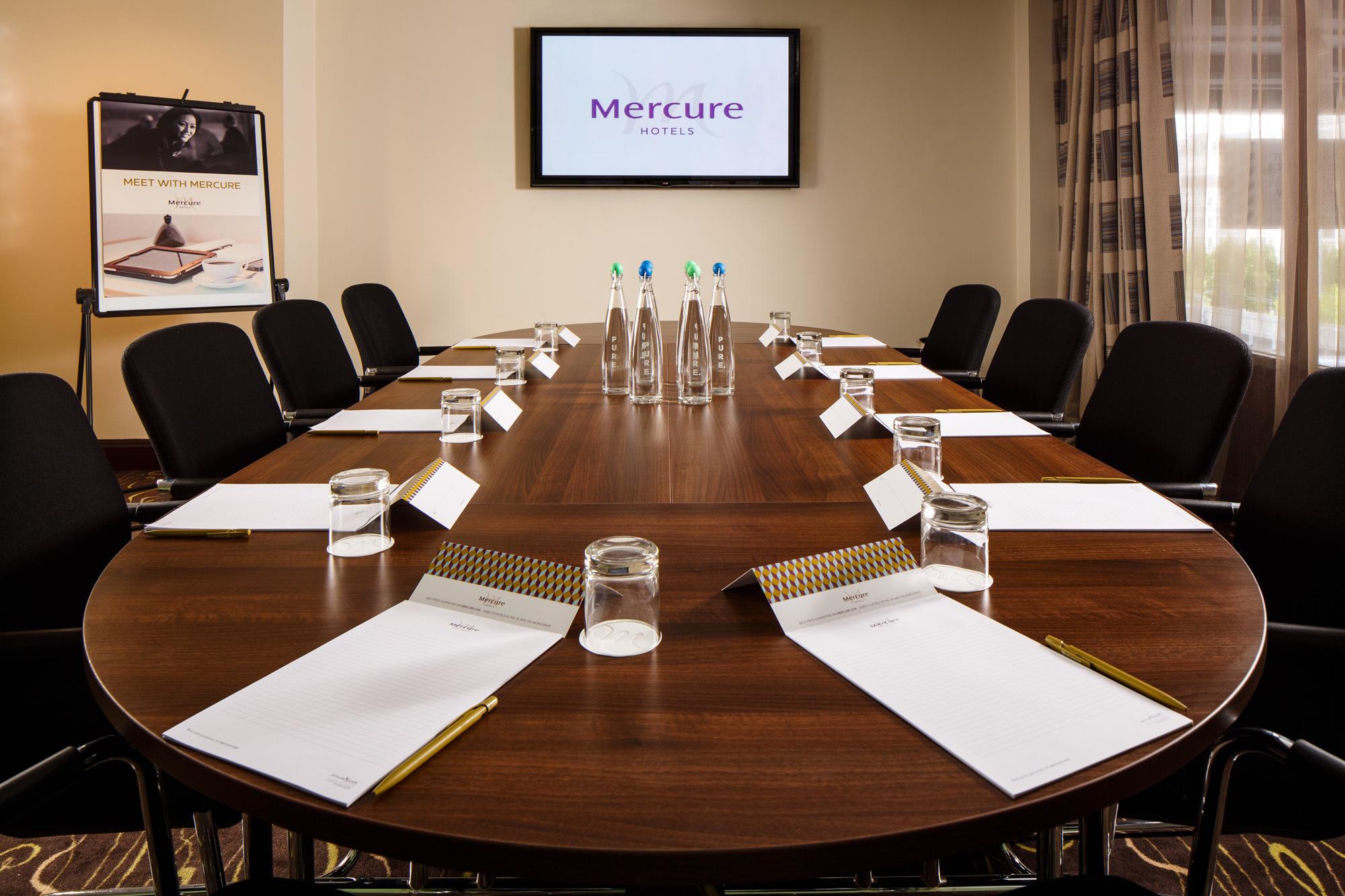 Mercure Manchester Piccadilly, The Boardroom photo #1