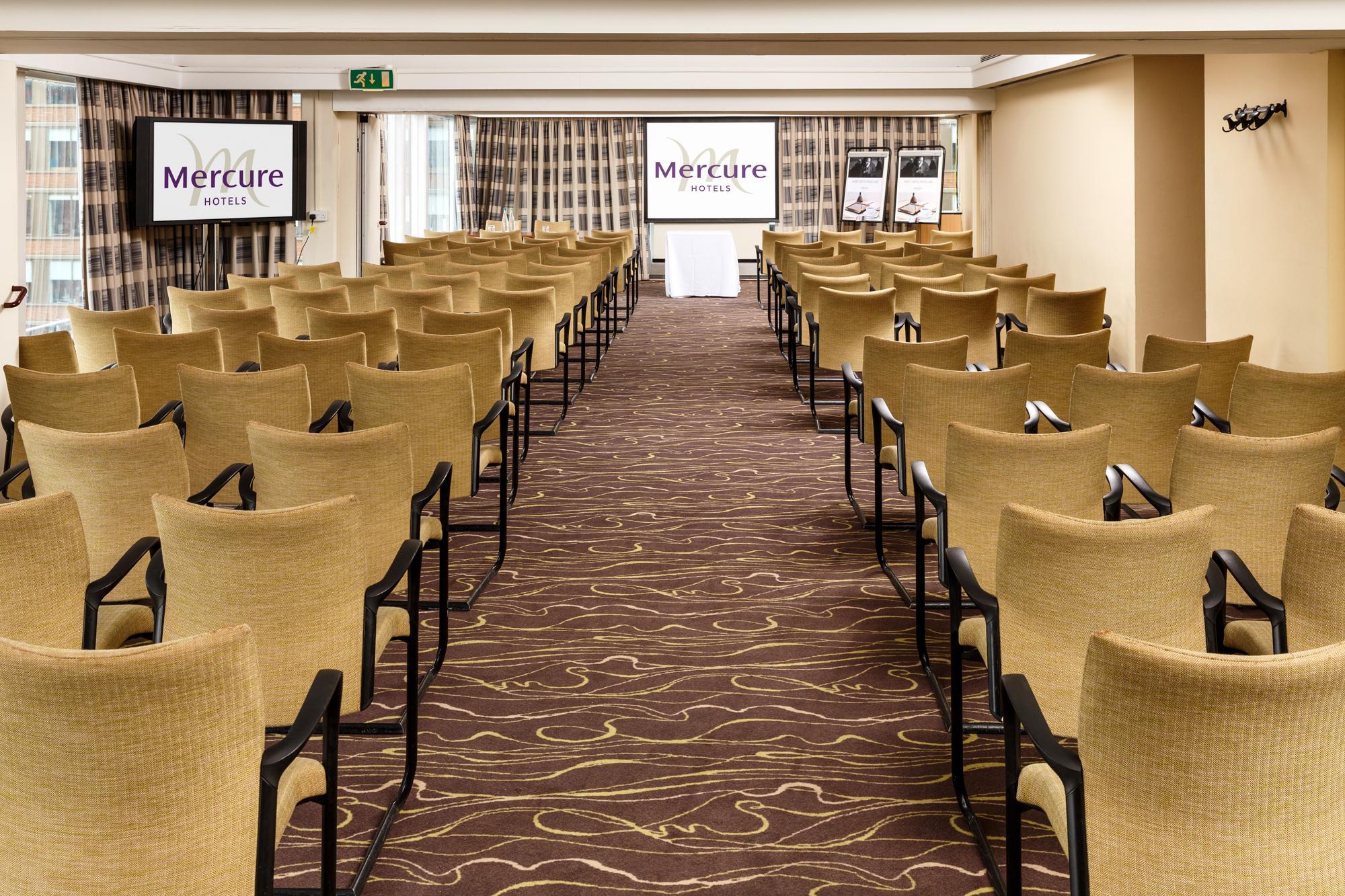 Mercure Manchester Piccadilly, The Park Suite photo #1