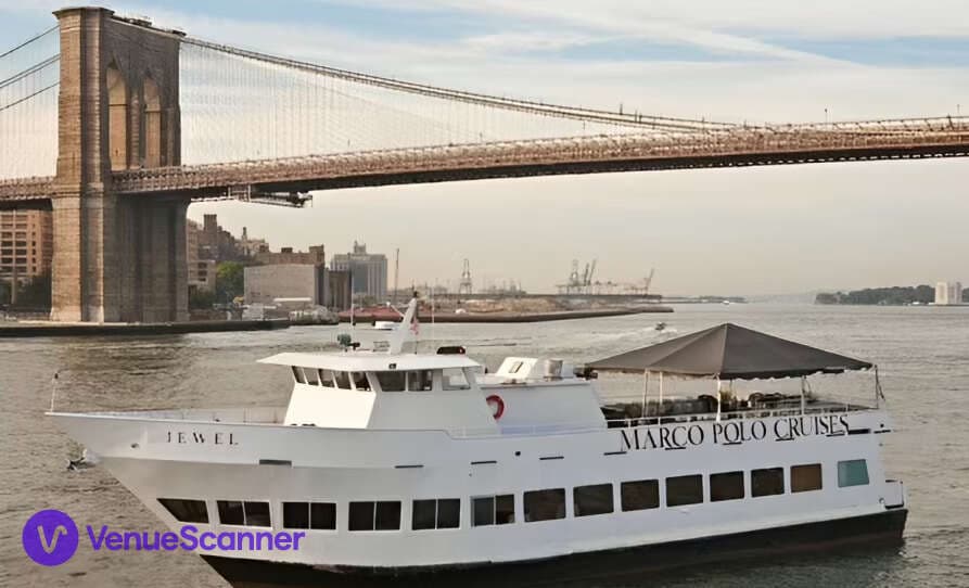 Whole Yacht, Jewel Yacht NYC photo #9