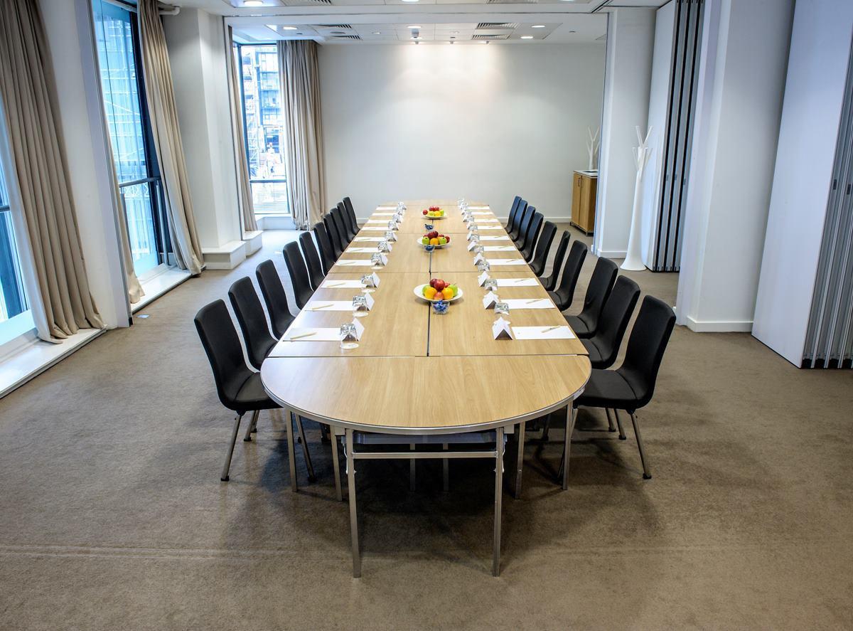 Meeting Rooms, DoubleTree By Hilton Manchester photo #4