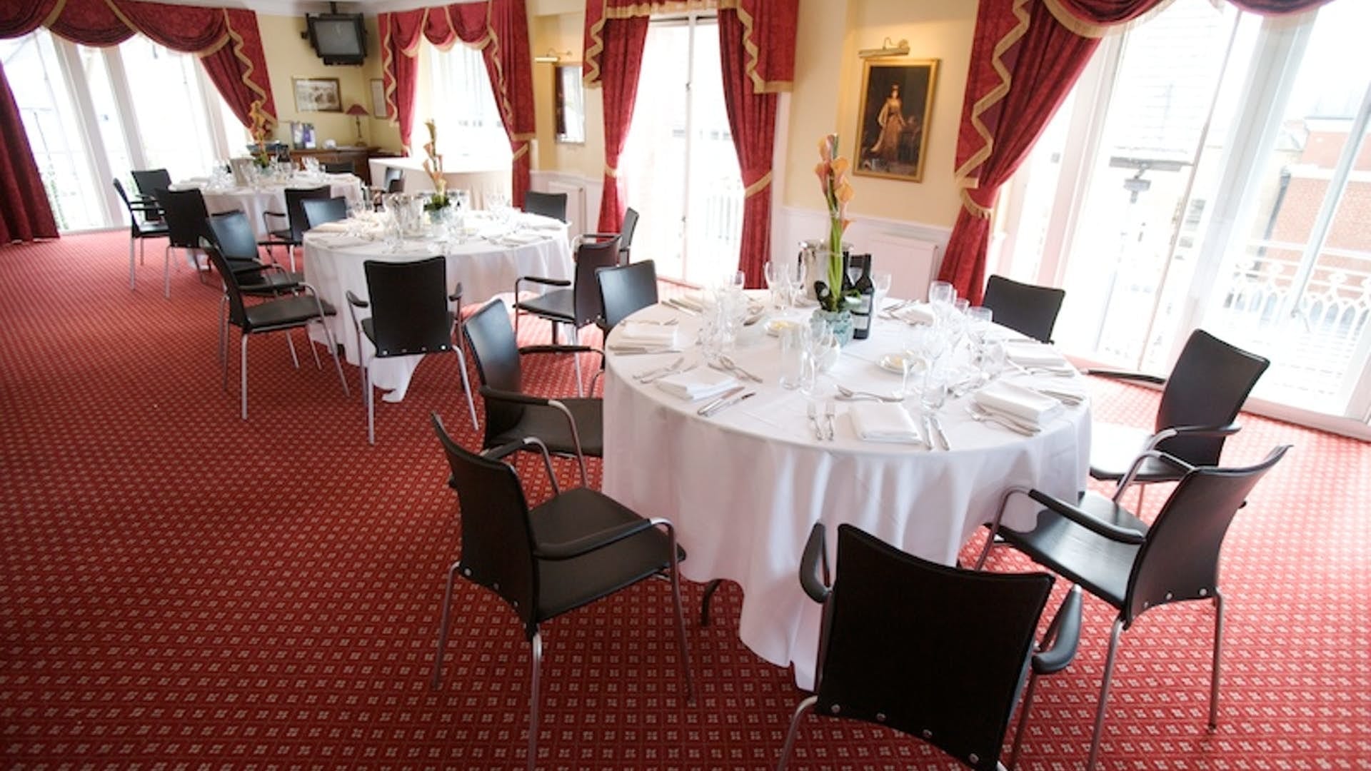 Photo of Ascot Racecourse, King Edward VII Suite