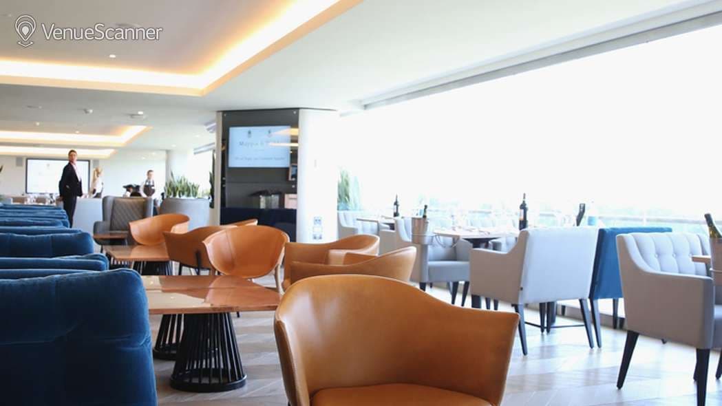 On 5 Suite, Ascot Racecourse photo #3