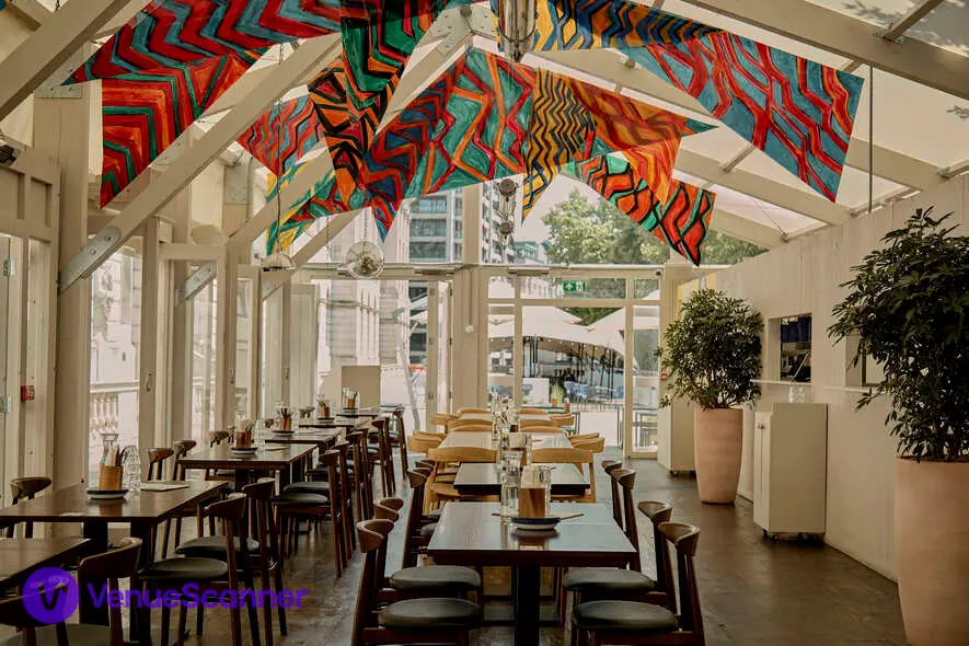 Indoor Bar (Semi-Exclusive), Setlist photo #1