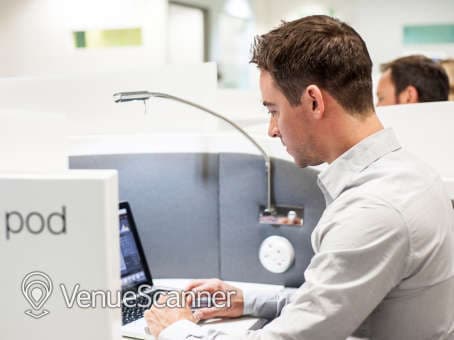 402, Regus London St James photo #1