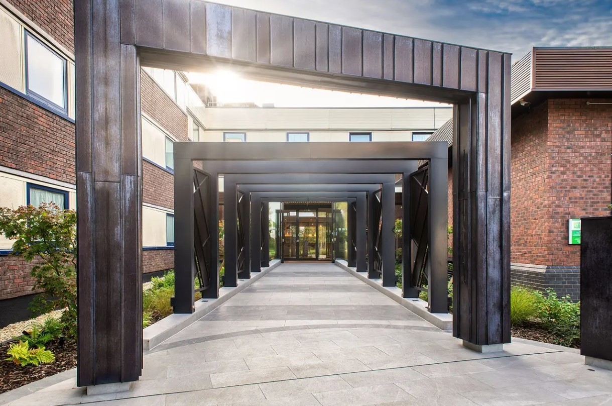 Photo of Holiday Inn Shepperton