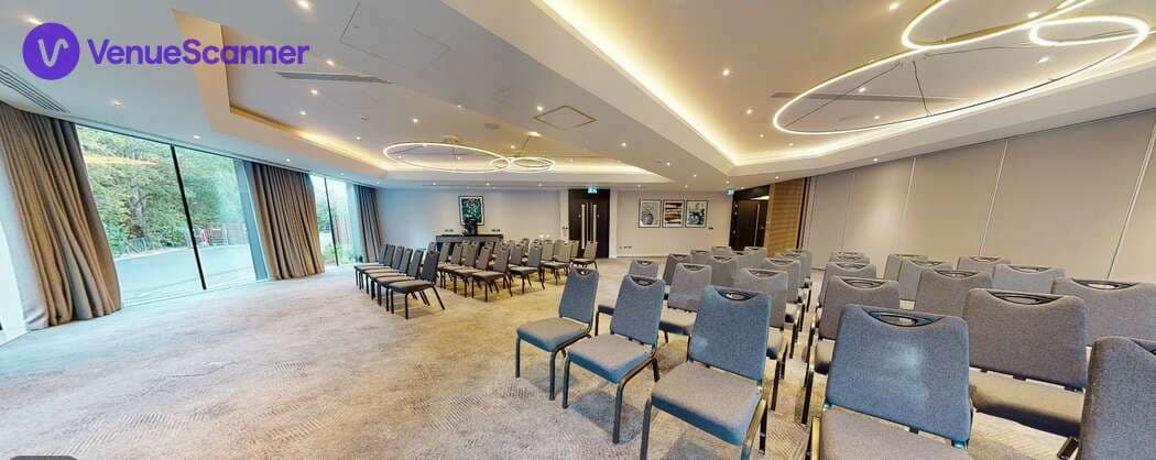 The Set, Holiday Inn Shepperton photo #1