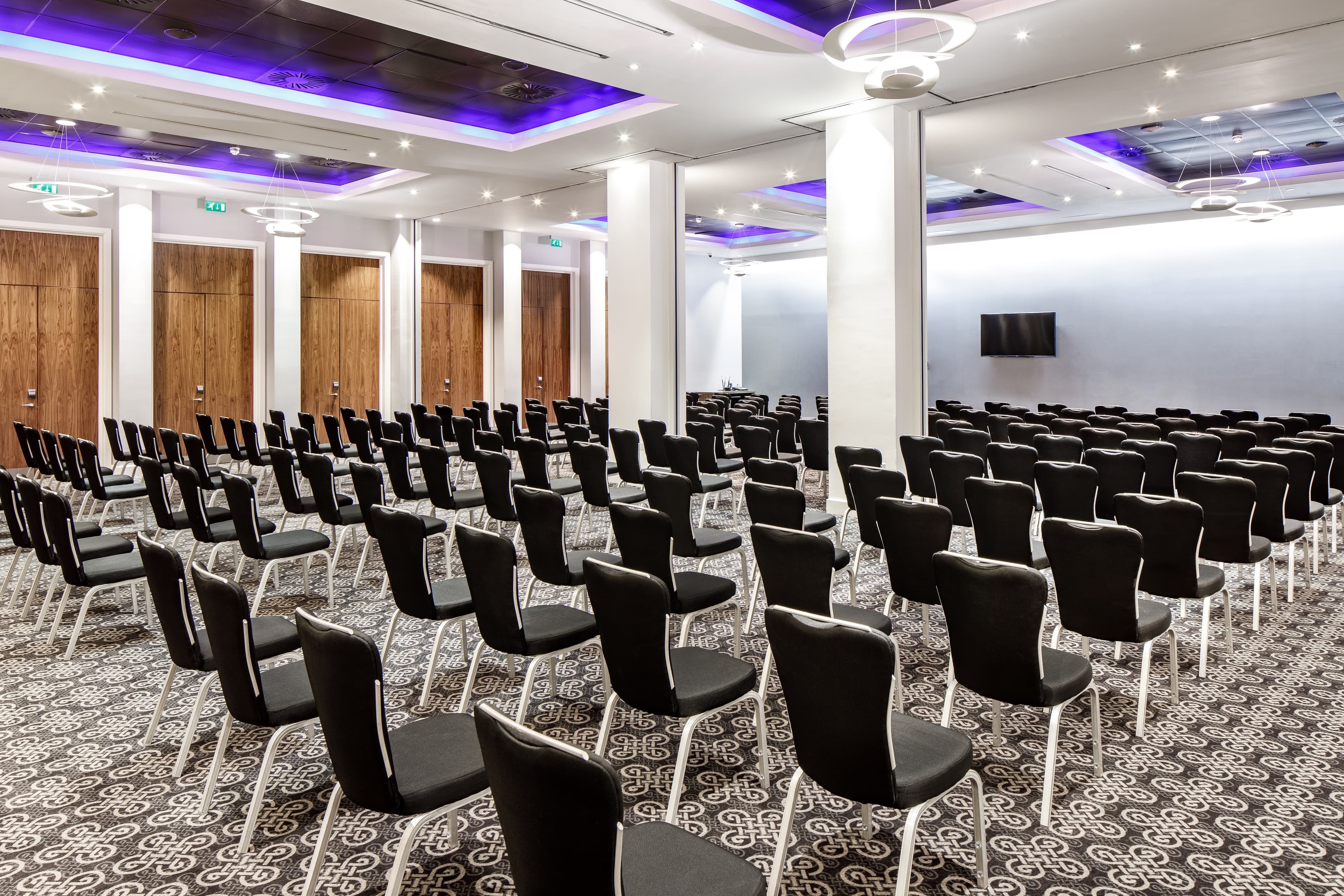 Azzurro Ballroom, Majestic Hotel Cardiff photo #4