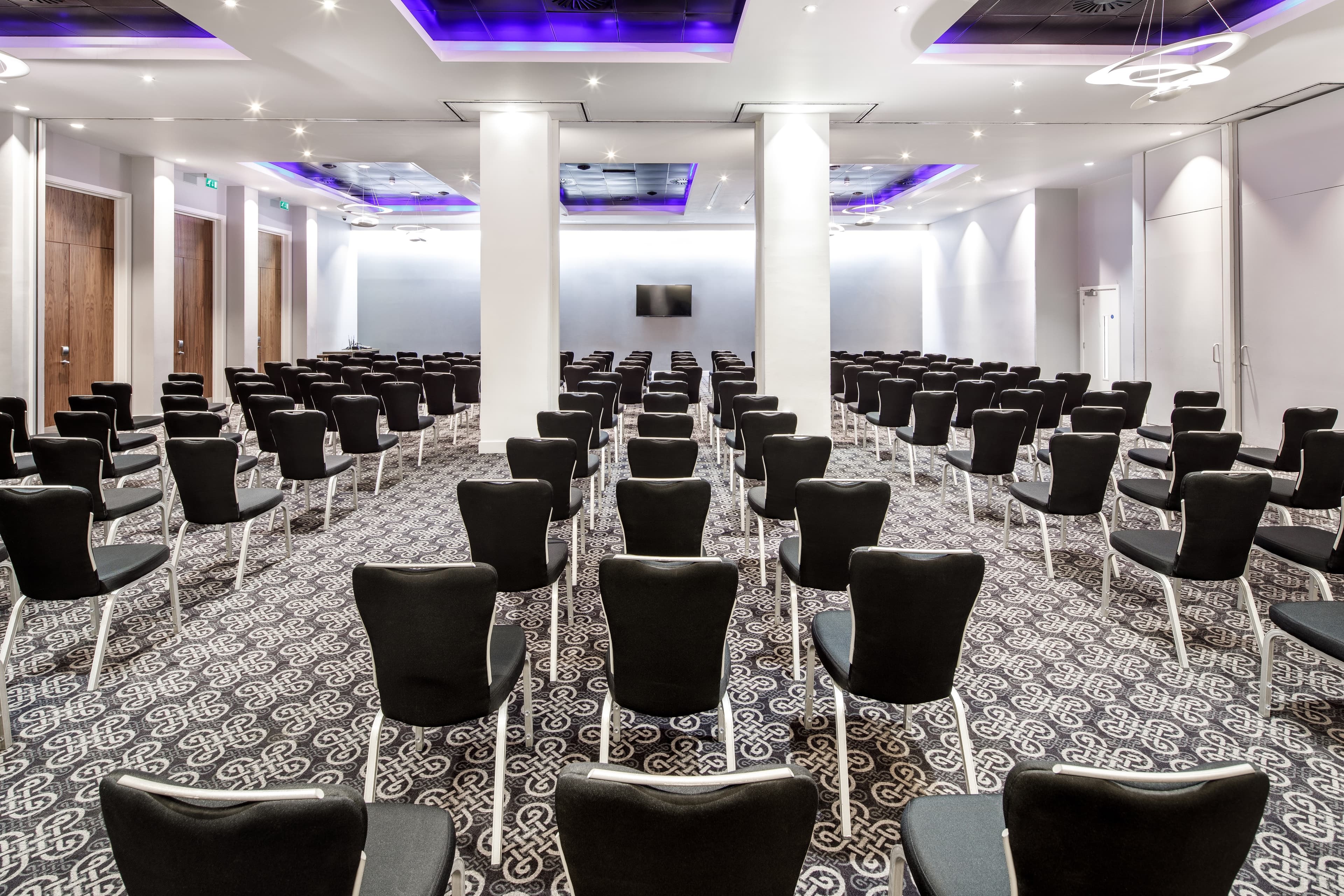 Azzurro Ballroom, Majestic Hotel Cardiff photo #3