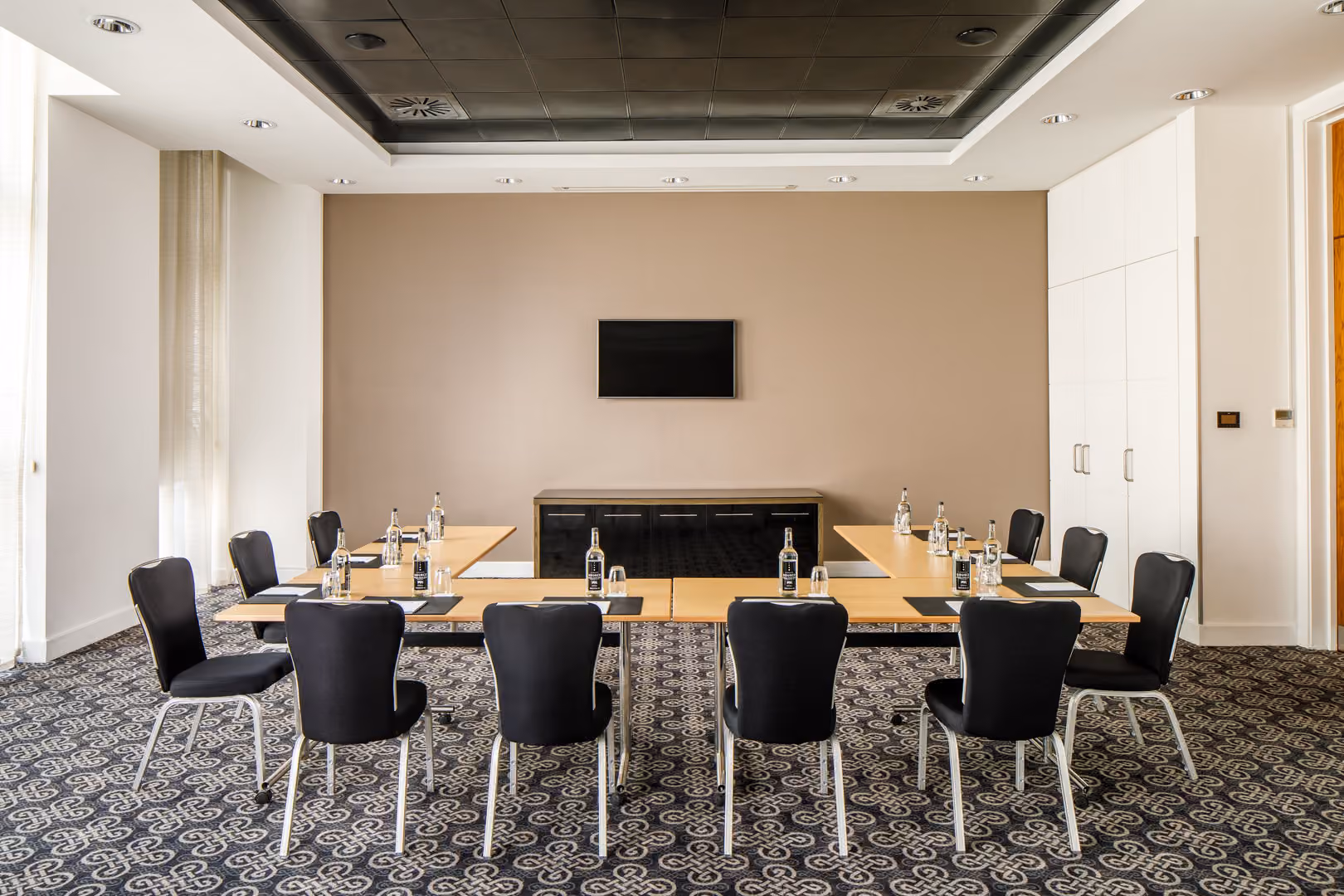 Rosso Suite, Majestic Hotel Cardiff photo #2