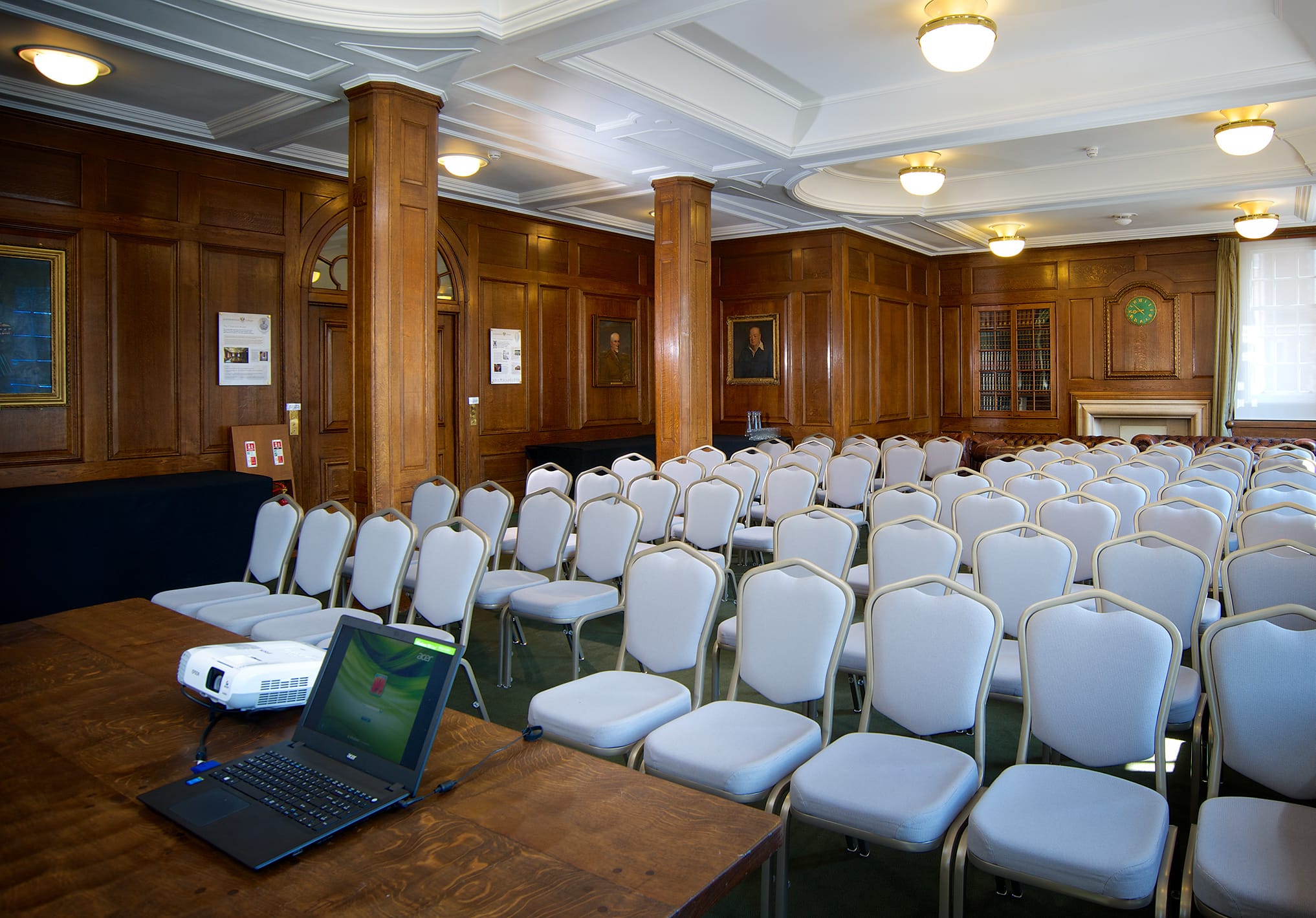 Photo of Goodenough College, Churchill Room