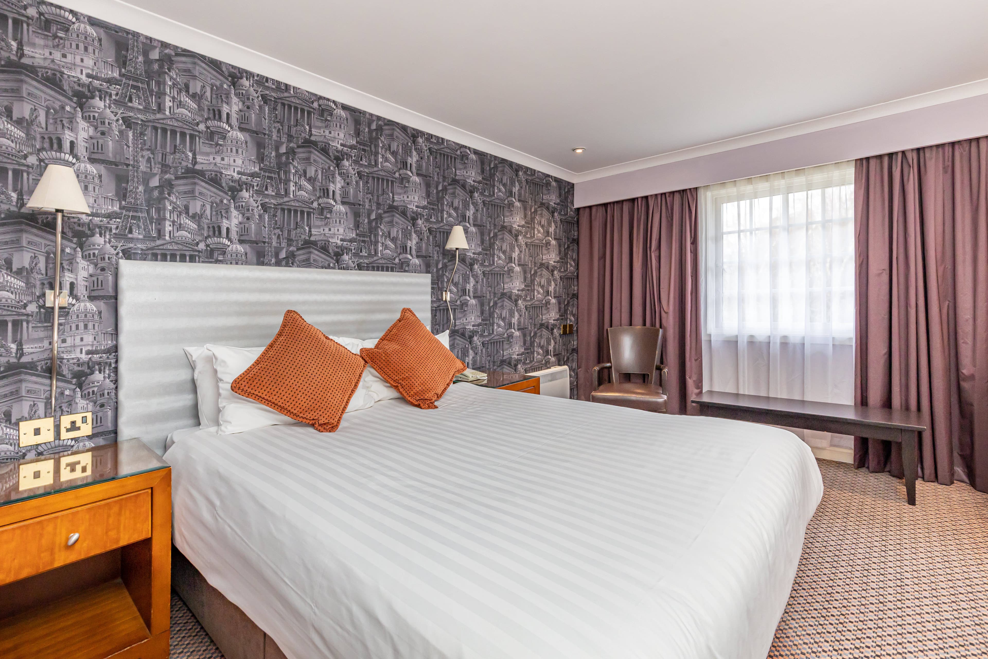 Parkside Suite, Mercure Tunbridge Wells Hotel photo #10