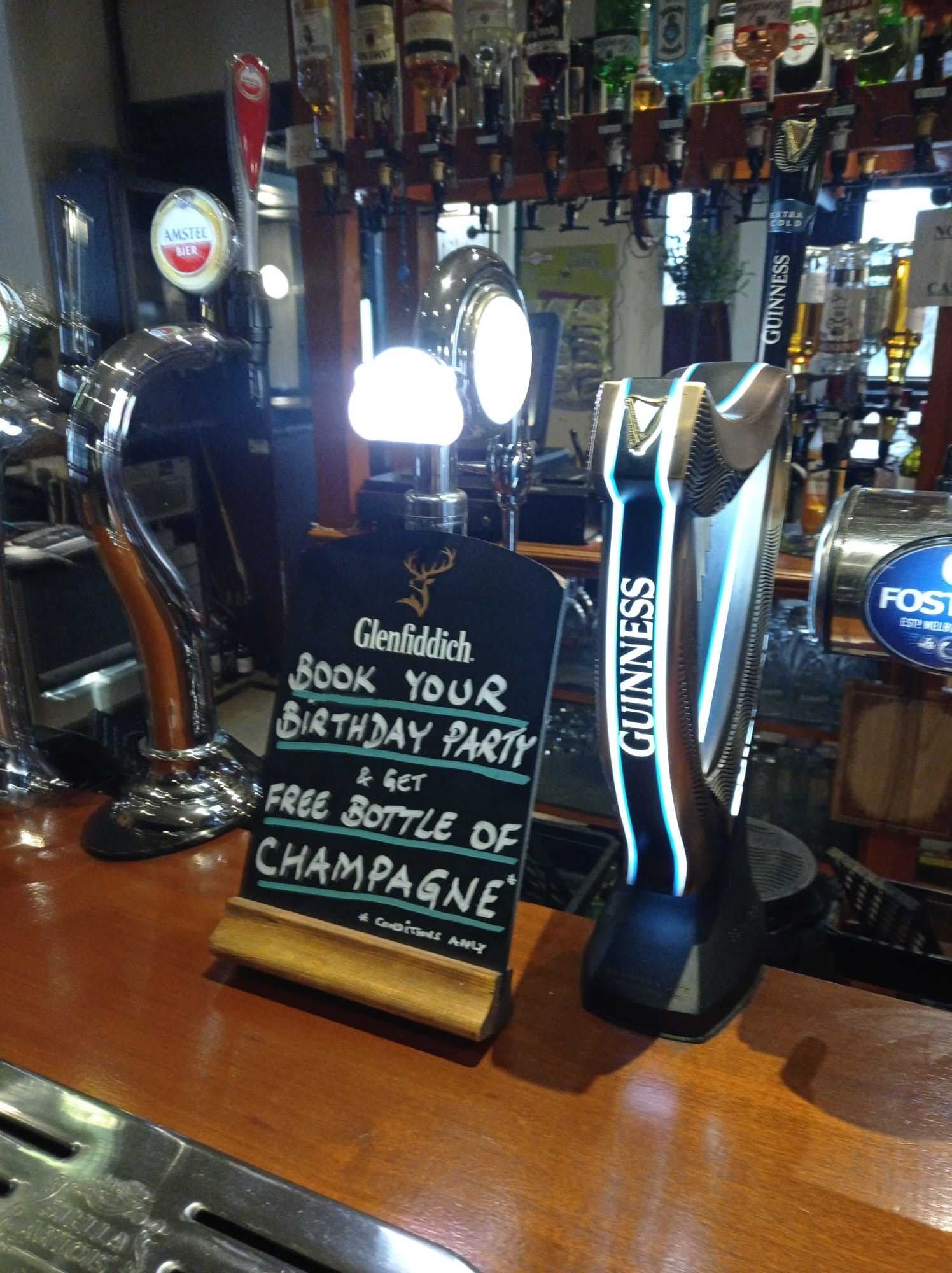 Photo of QUEENS HEAD