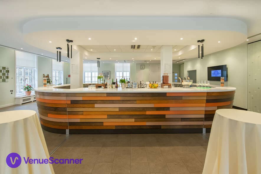 The Green House, No.11 Cavendish Square photo #3