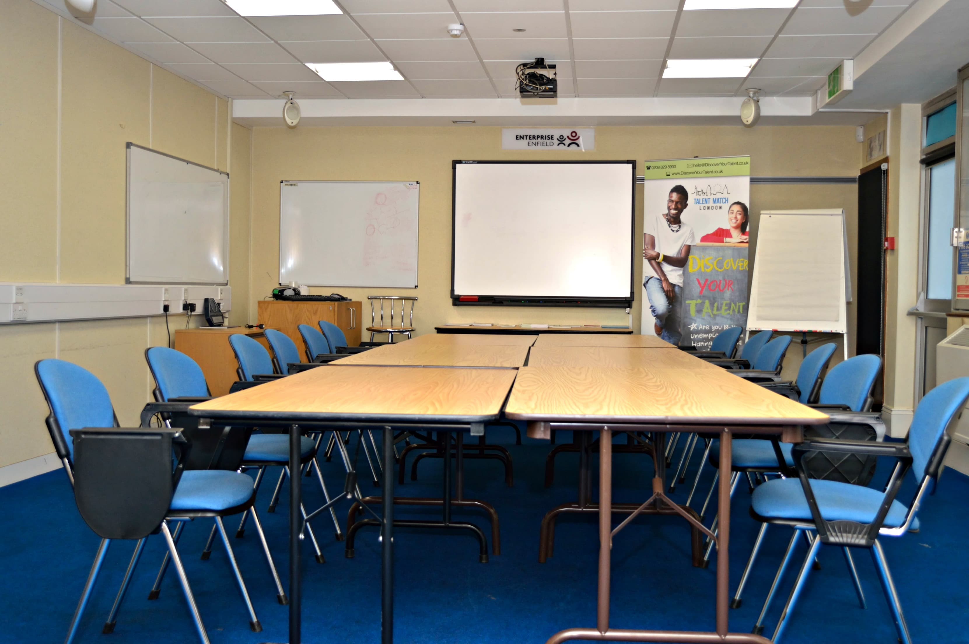 Training Room, The Let's Go - Business Hub photo #3