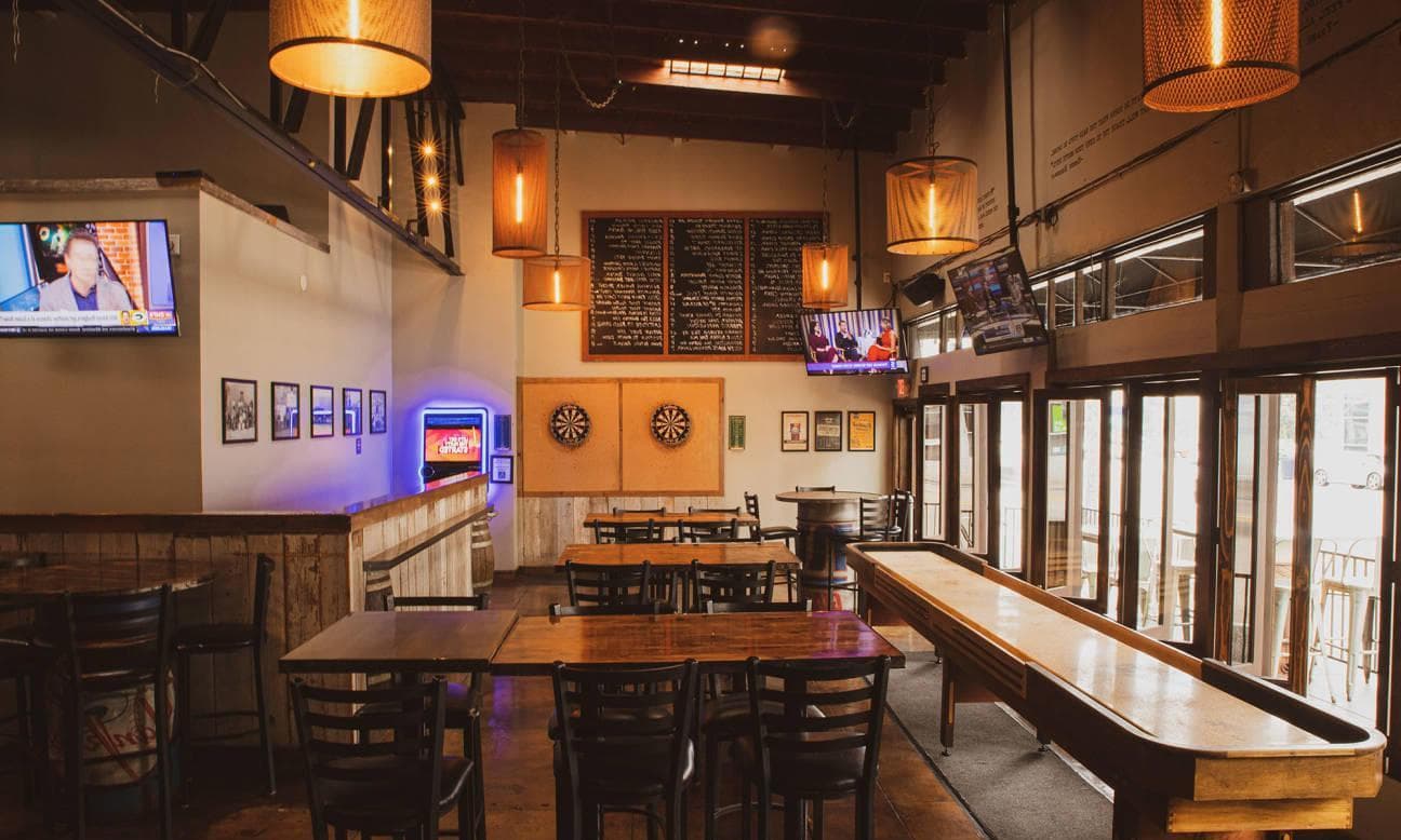 Inside Space, Knotty Barrel Gastropub photo #1