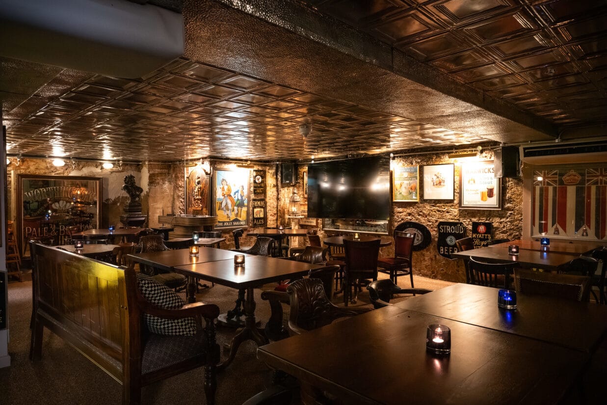 Photo of Trafalgar Tavern, Cribbs Parlour