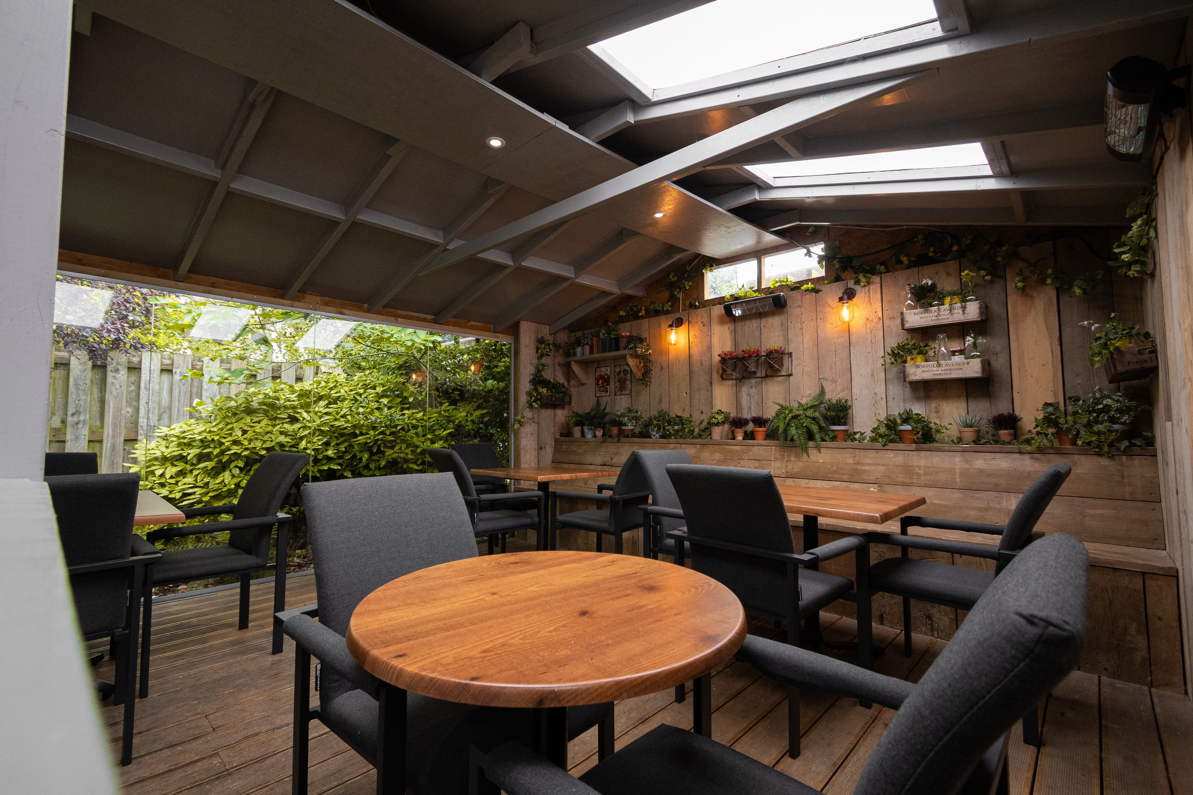 Terrace, The Grantchester Green Man photo #22