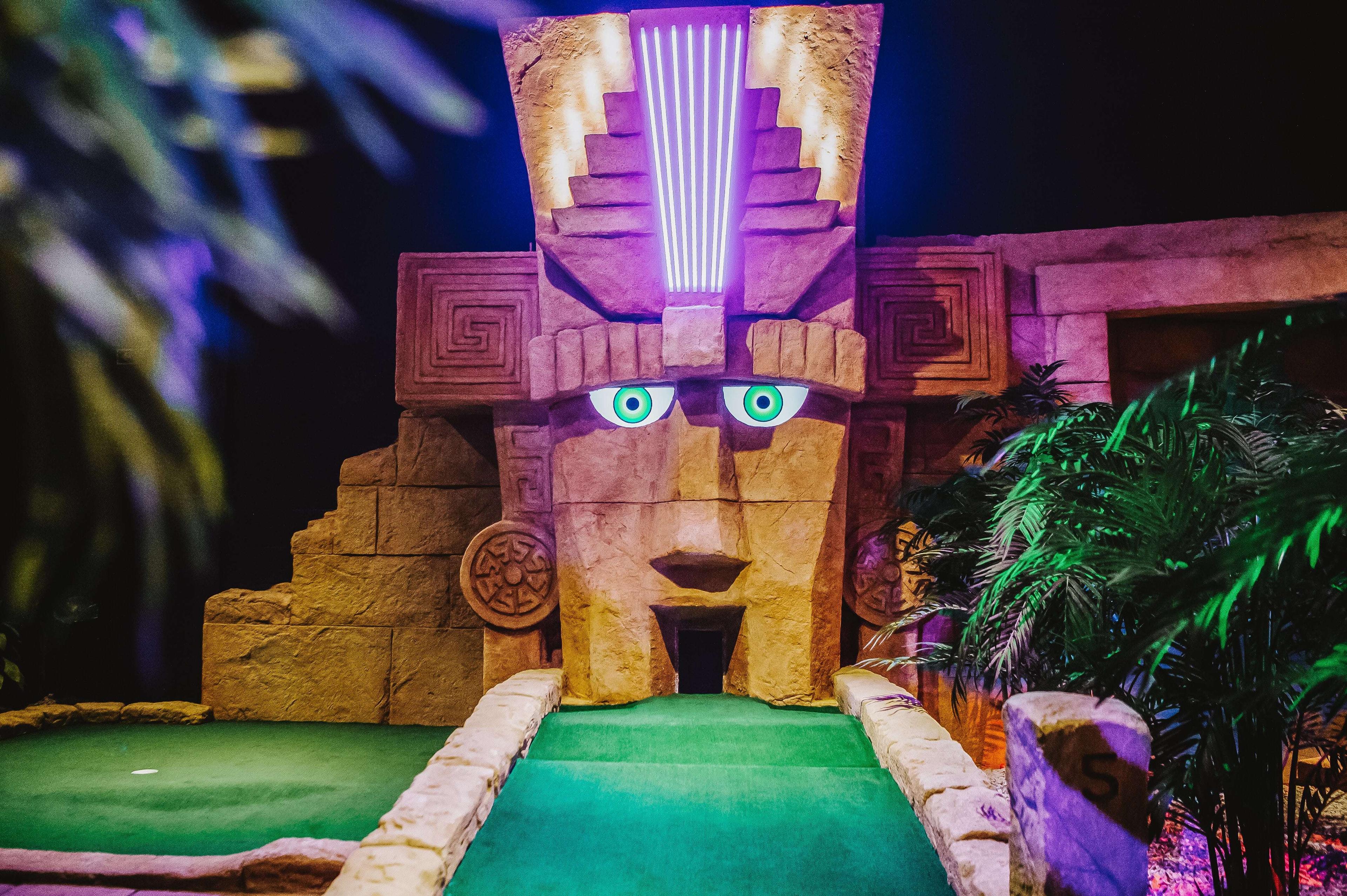 Treetop Adventure Golf Manchester, The Marketplace photo #3