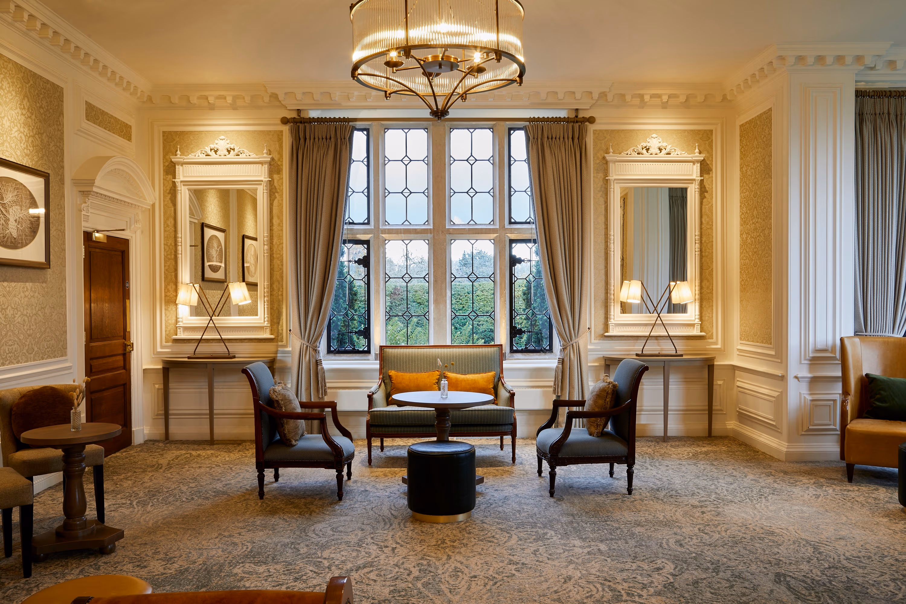Photo of Horwood House, The Manor Lounge